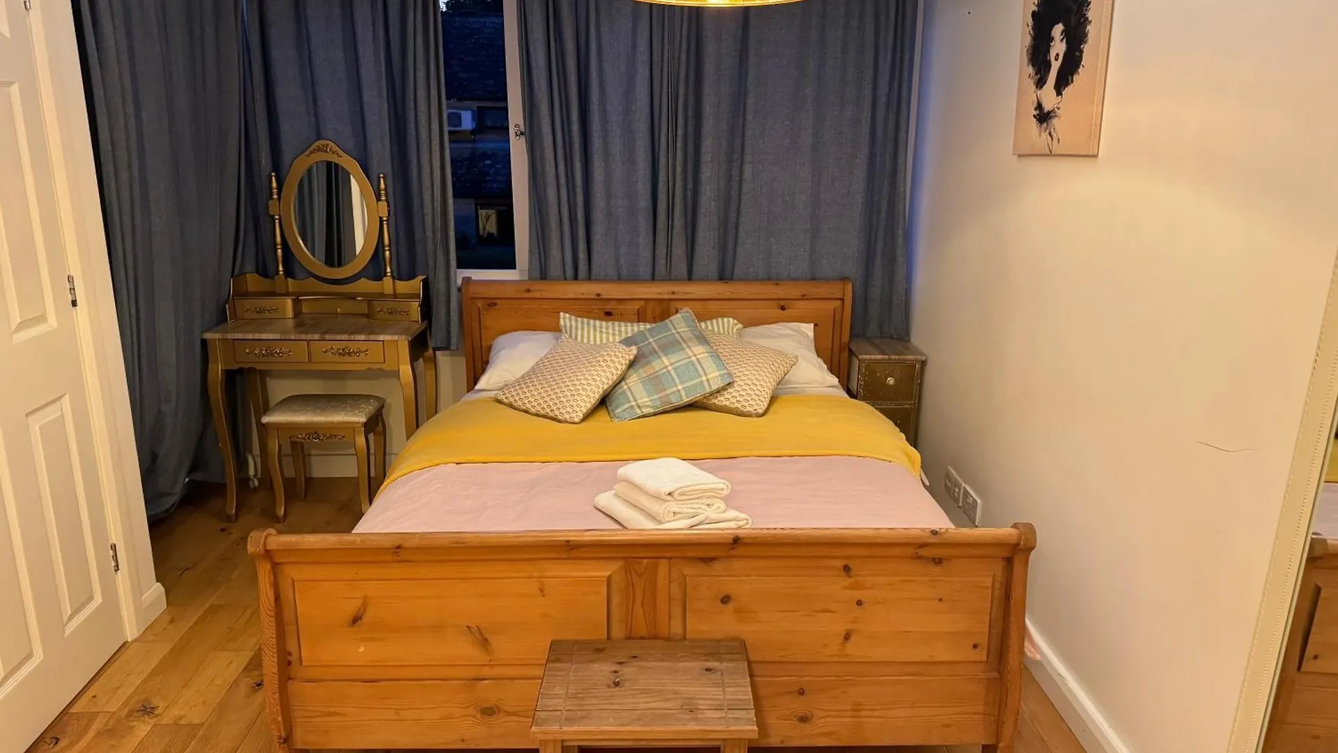Cozy Rooms Near Central Londres 0*,